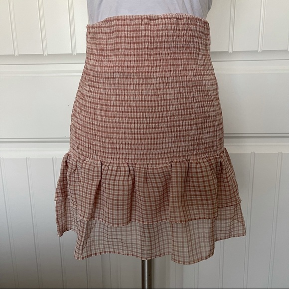 Showpo. Pink All The Pretty Girls Mini Skirt - Picture 3 of 6